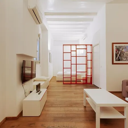 شقة Guesthost - Modern 280m From Arco Della Pace!