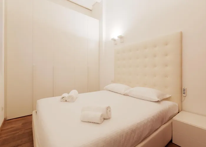 Apartmán Guesthost - Modern 280m From Arco Della Pace! Milán