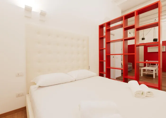 Guesthost - Modern 280m From Arco Della Pace! Apartmán